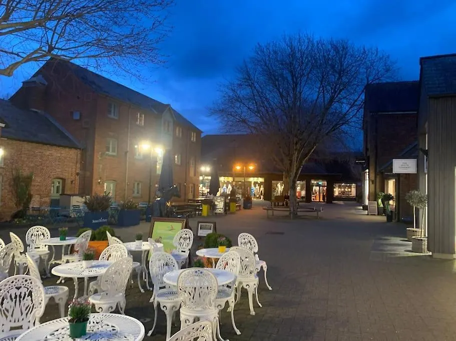 Selfcatering Coach House New Forest Dog Friendly Ringwood United Kingdom